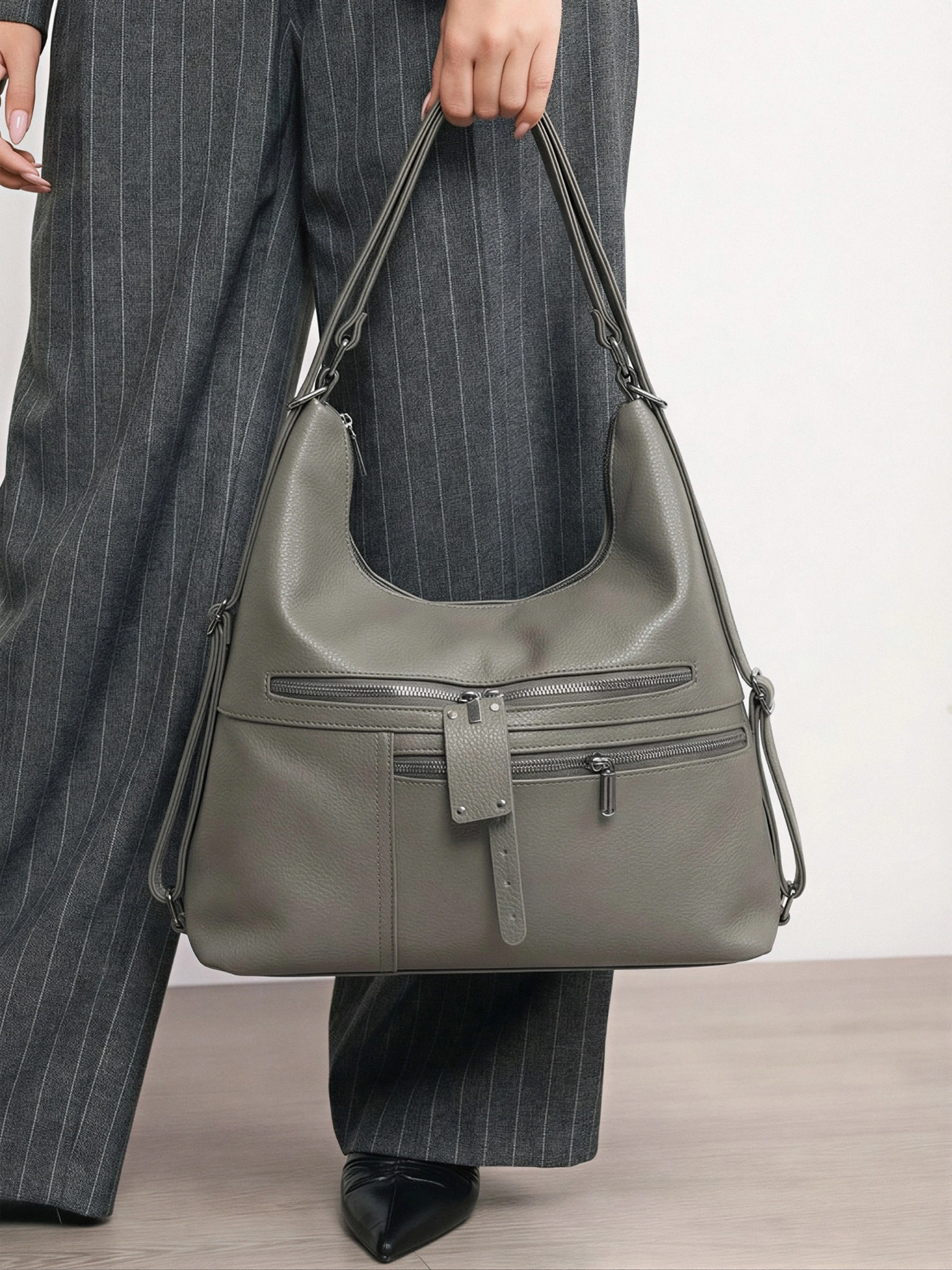 Сумка-шоппер с декоративными пуллерами в ассортименте